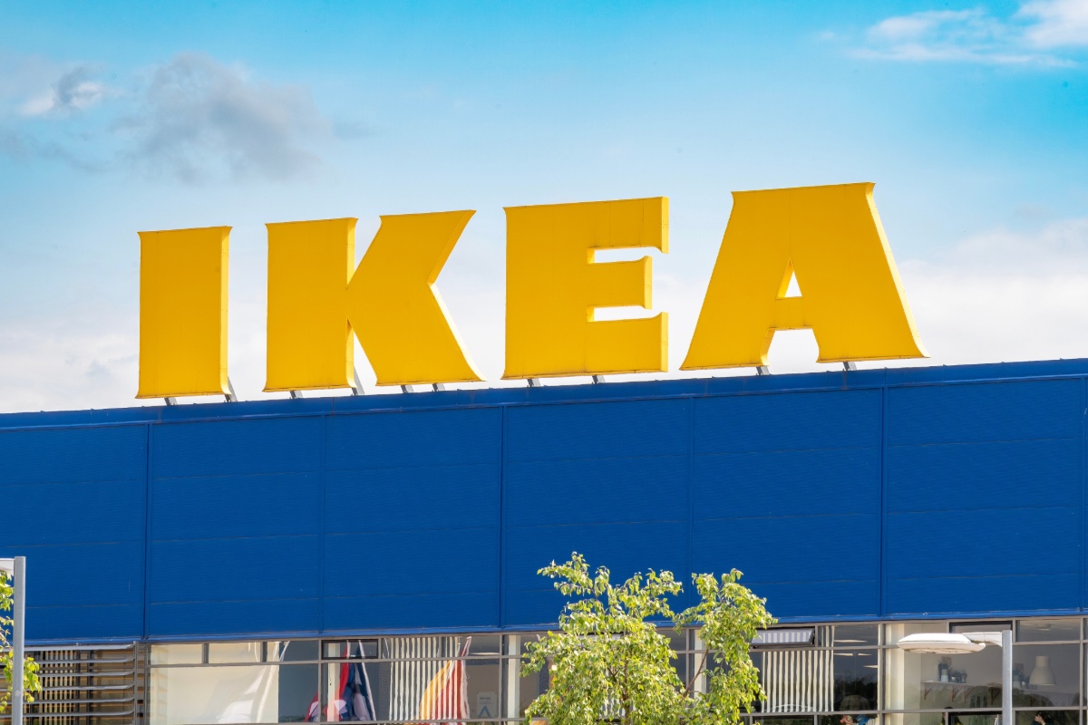 IKEA lanceert het stijlvolle en nuttige accessoire om kinderen tegen de zon te beschermen