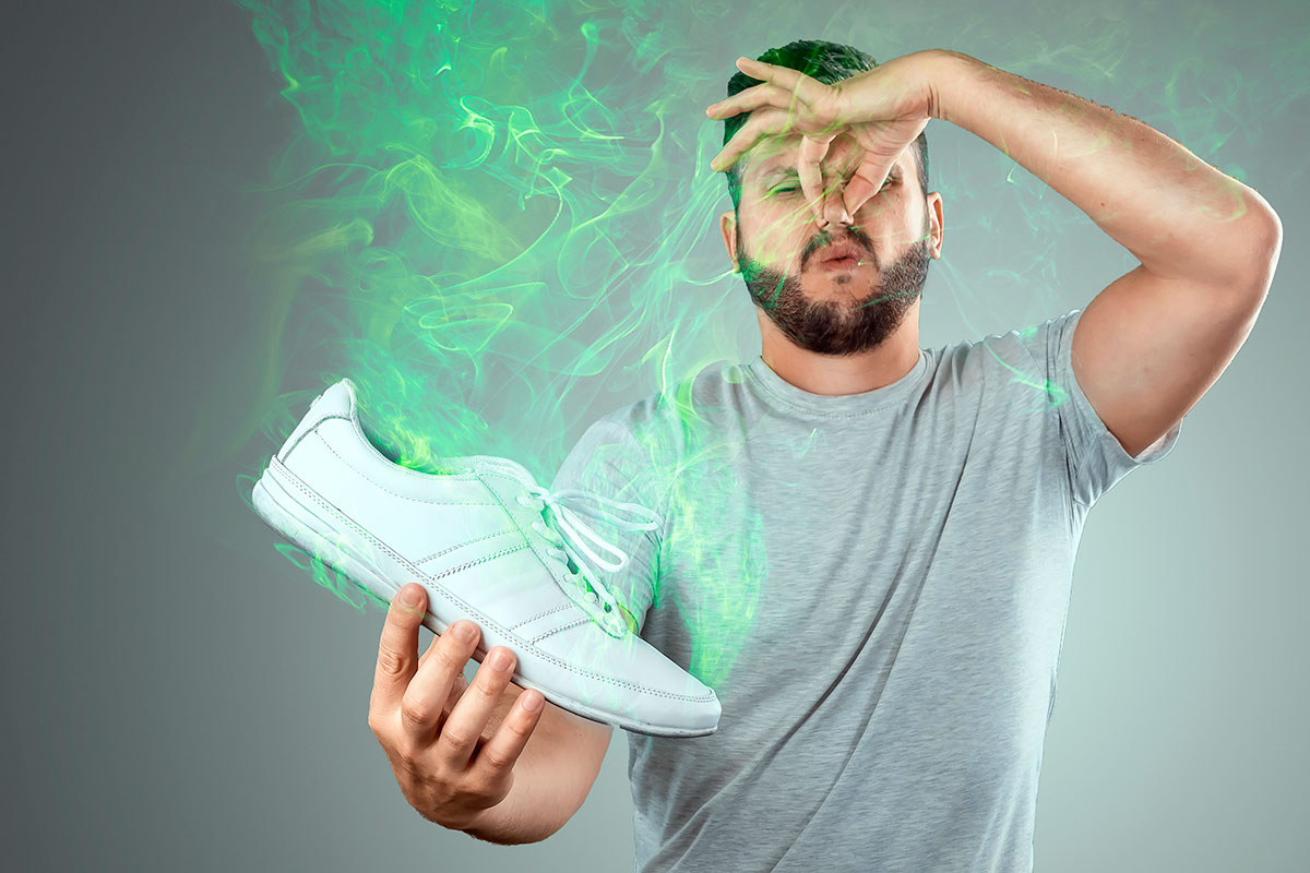 Deze gratis truc doet wonderen tegen stinkende schoenen