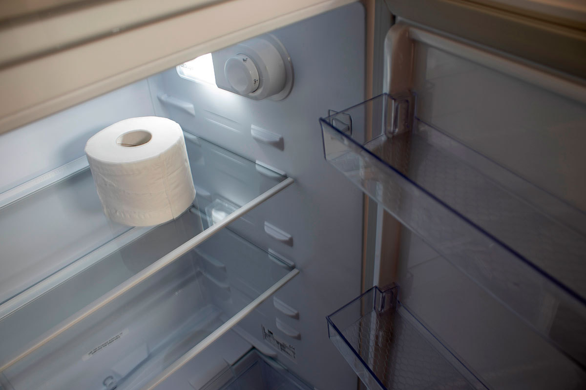 Wat je kunt doen met een rol toiletpapier in de koelkast om je energieverbruik te verminderen